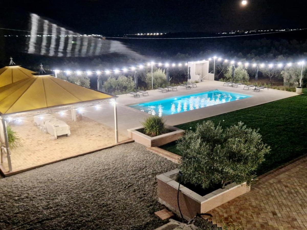 Agriturismo Casacchella มารีนา ดี ซีบารี ภายนอก รูปภาพ