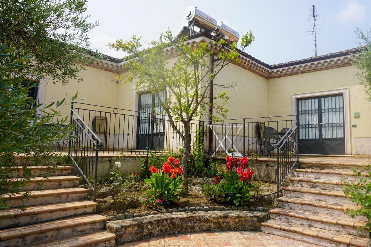 Agriturismo Casacchella มารีนา ดี ซีบารี ภายนอก รูปภาพ